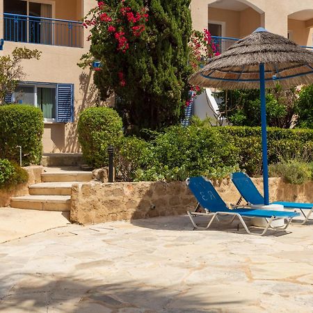 Regina Gardens Lovely Apartment Paphos Eksteriør bilde