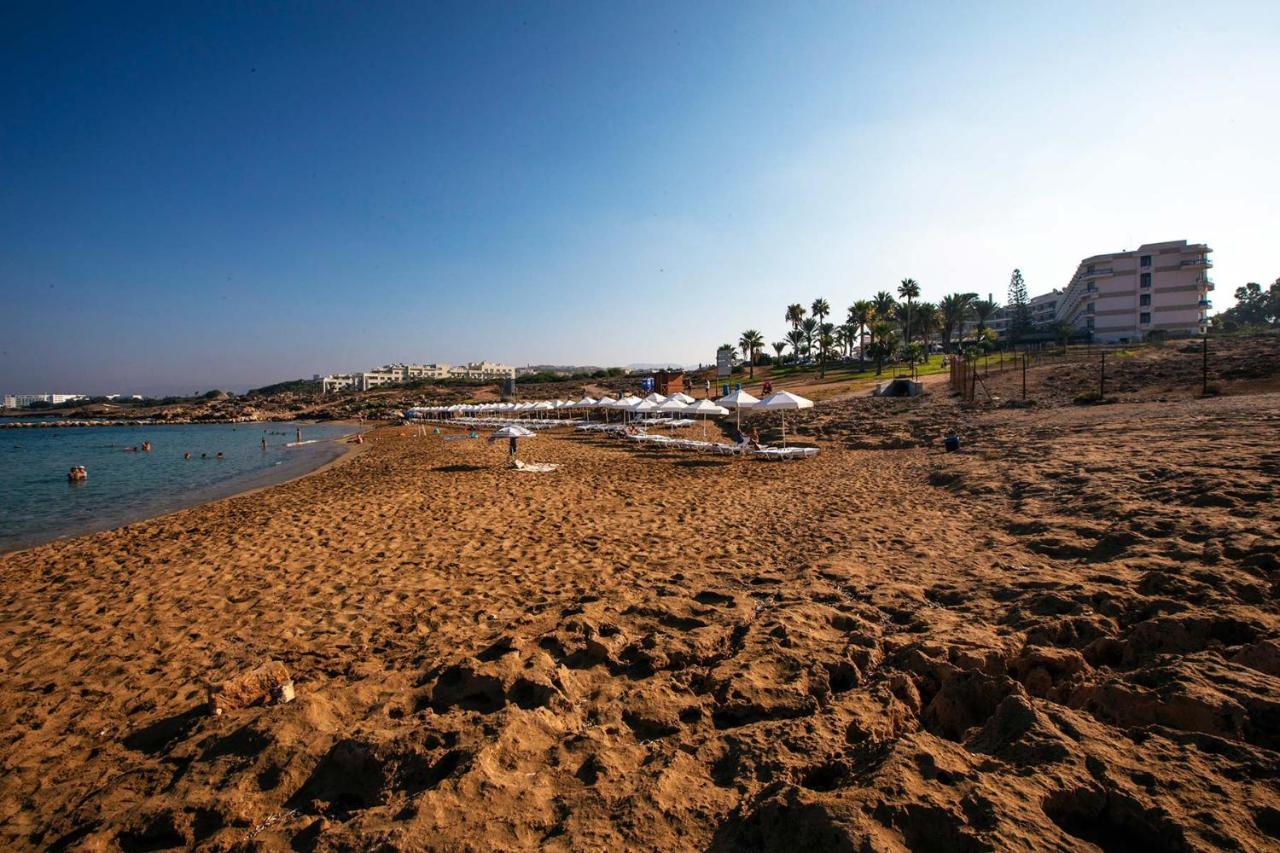Regina Gardens Lovely Apartment Paphos Eksteriør bilde