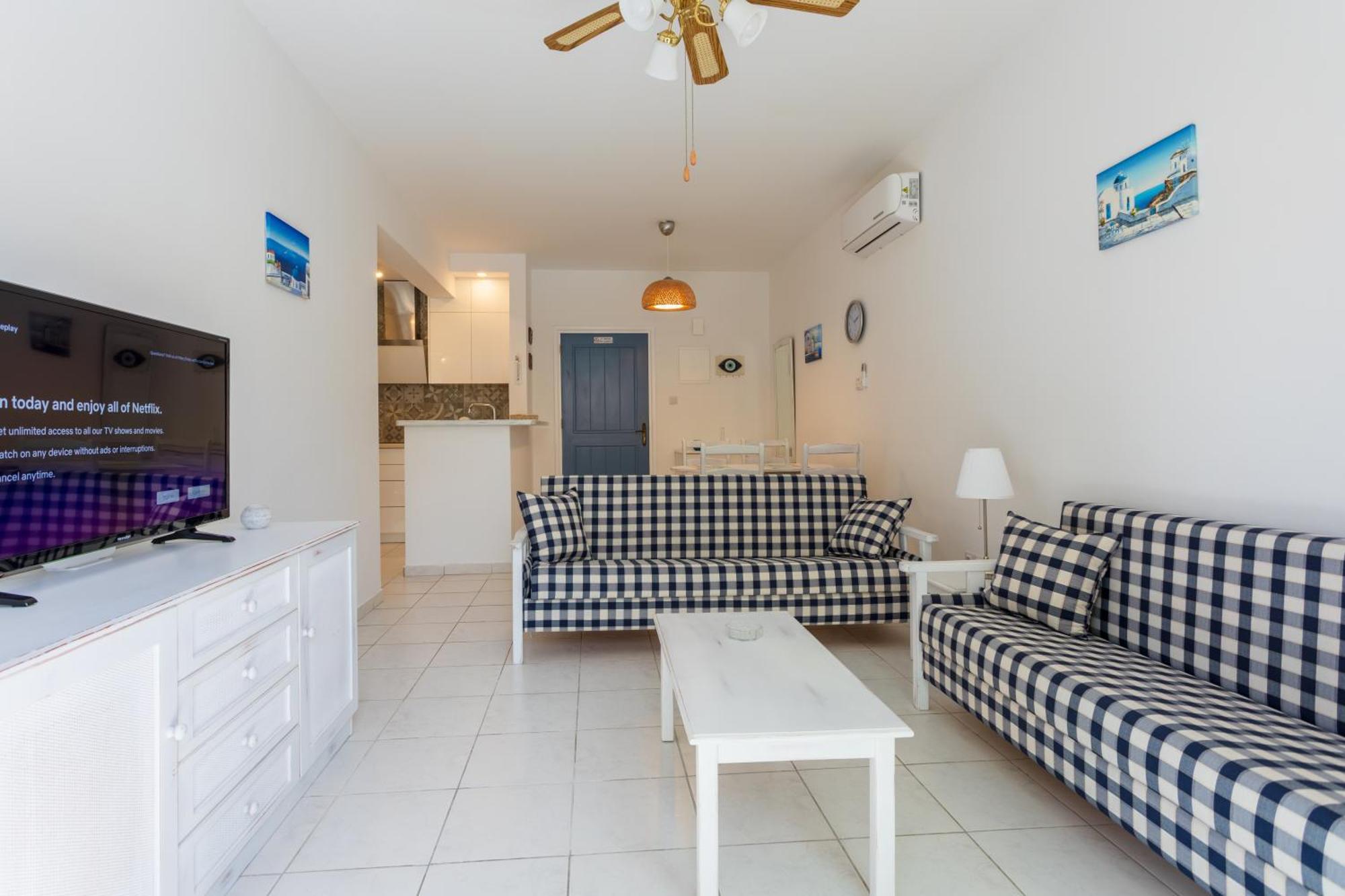Regina Gardens Lovely Apartment Paphos Eksteriør bilde