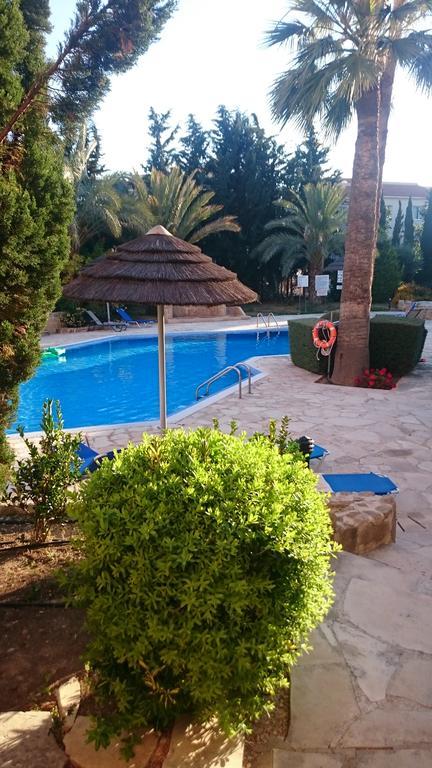 Regina Gardens Lovely Apartment Paphos Eksteriør bilde