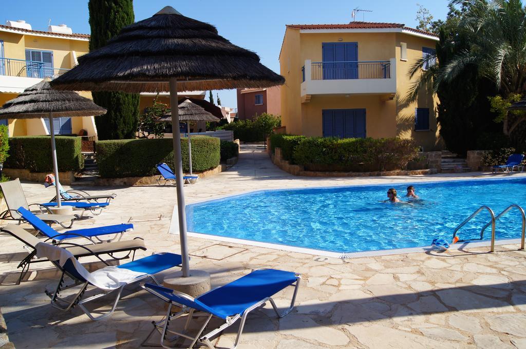 Regina Gardens Lovely Apartment Paphos Eksteriør bilde